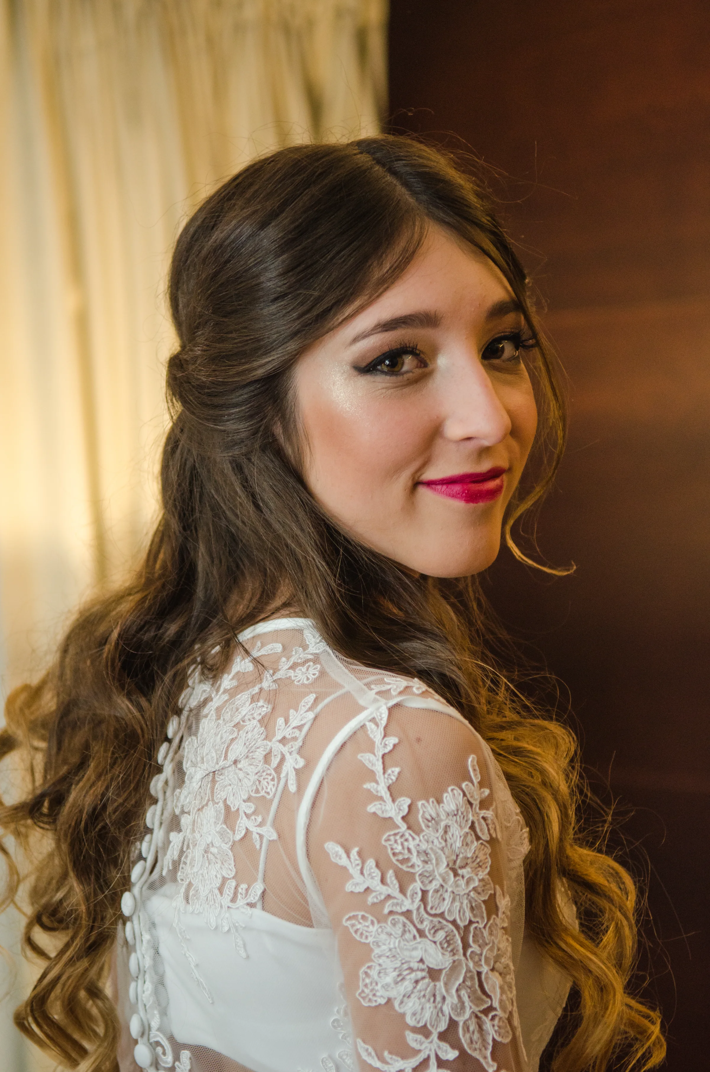 Oriana con su vestido de quince años